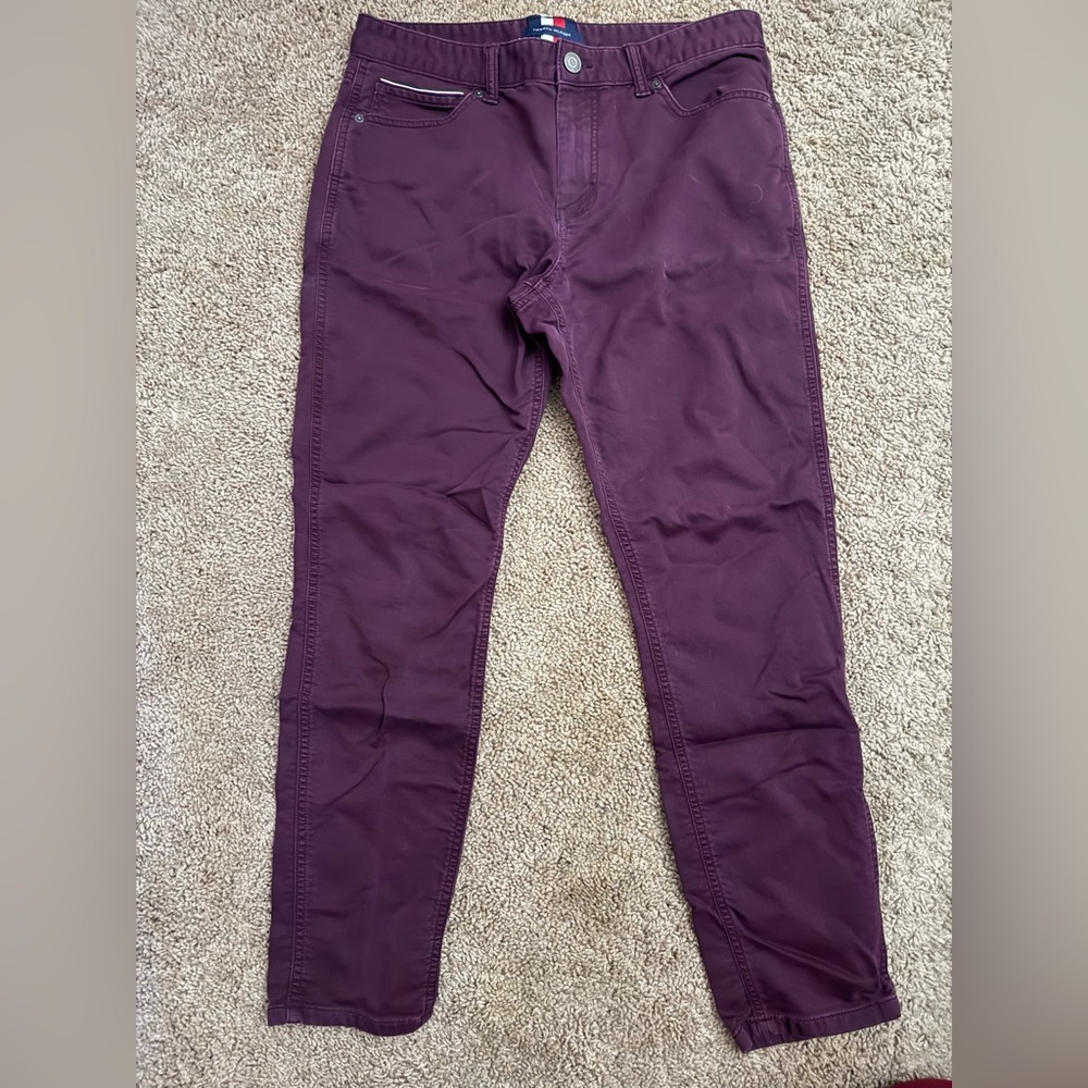 Tommy Hilfiger Men's Burgundy Chinos